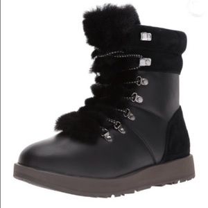 UGG BOOTS (VIKI WATERPROOF) *NEW*